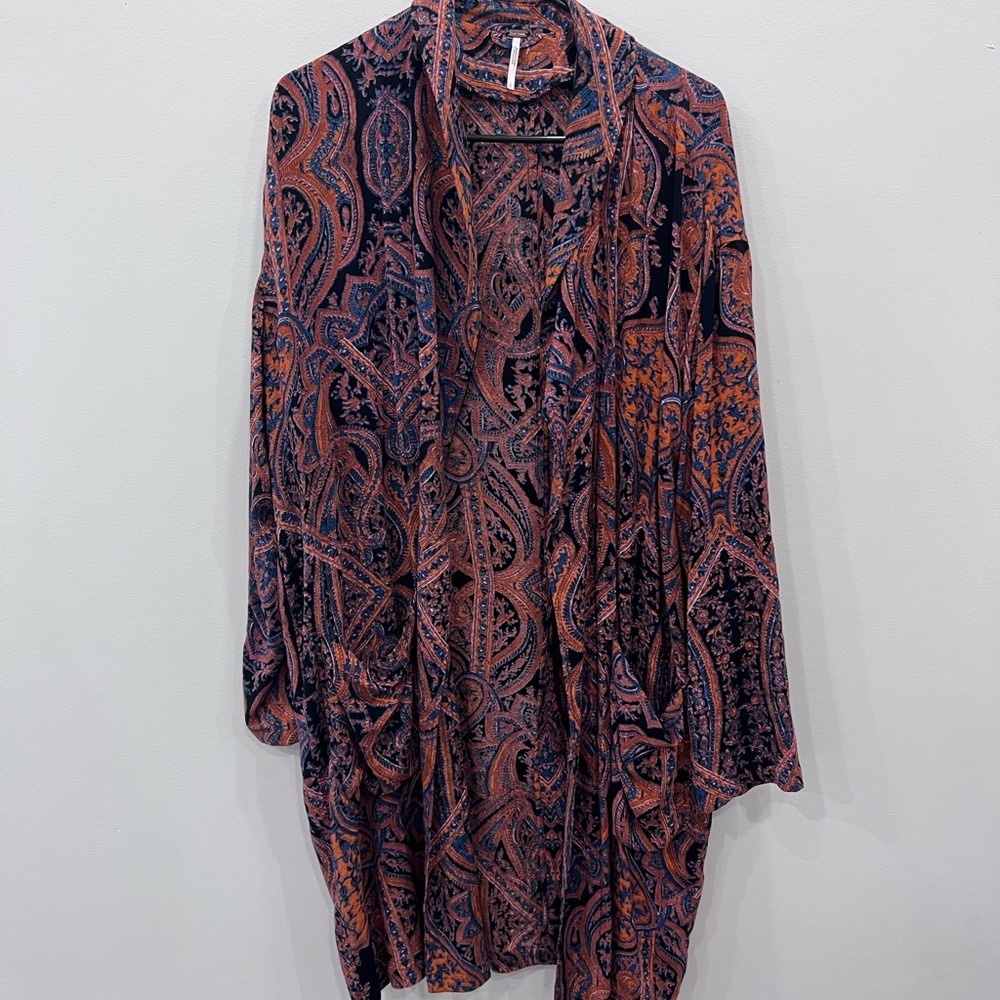Free People Half Moon Paisley Duster Kimono Size S | Boho Long Cardigan - Picture 2 of 8